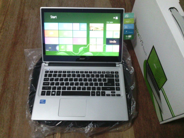 JUAL LAPTOP BEKAS MURAH: Acer Layar Sentuh Murah