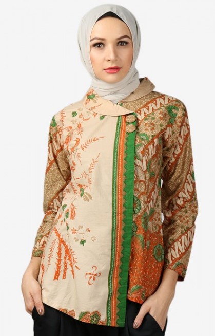 20 Model  Baju  Batik  Terbaru Kombinasi Hijab Tampil Cantik