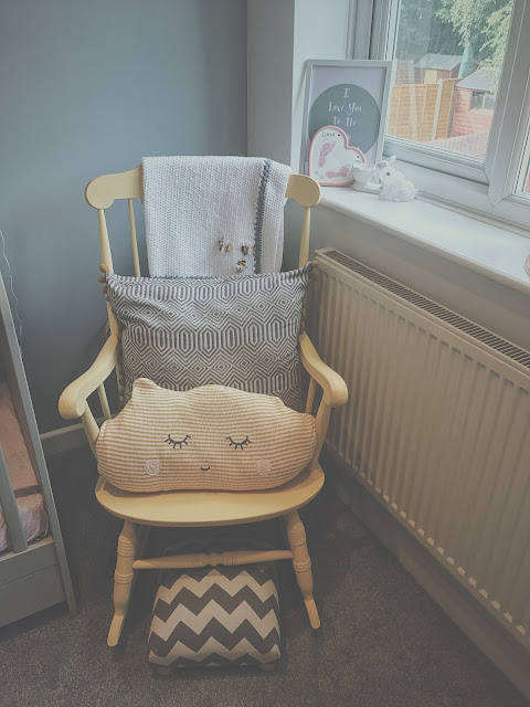 Nursery inspiration for a little girl, grey and pink decor and a bunny rabbit theme 