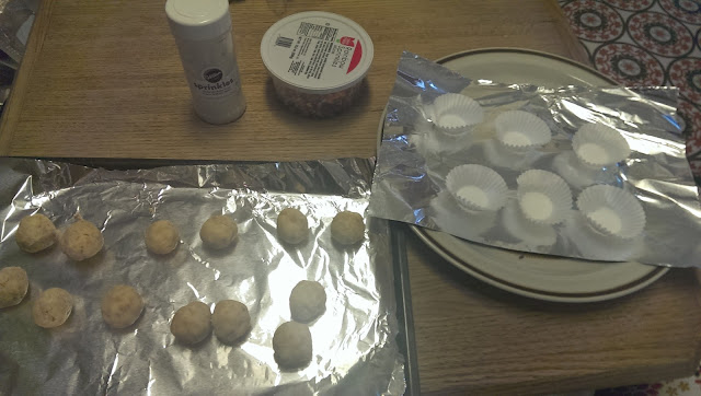 how to coat and decorate cake balls