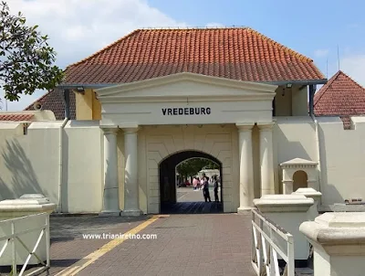 benteng vredeburg yogyakarta