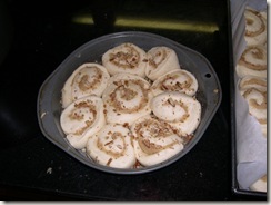 Ravioli, cinnamon buns 014