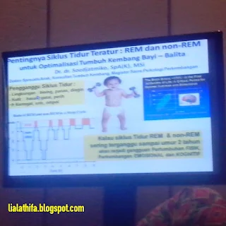 http://lialathifa.blogspot.com/2015/12/hari-ibu-jadi-tenang-pakai-pampers.html