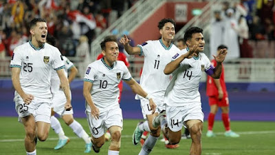 Timnas Indonesia Jingkrak-jingkrak Usai Dipastikan Lolos ke Babak 16 Besar Piala Asia 2023