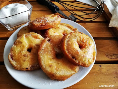 Rodajas de manzana rebozadas