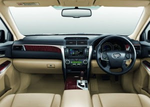 2013 toyota camry interior