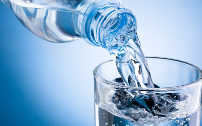 manfaat mengkonsumsi air putih