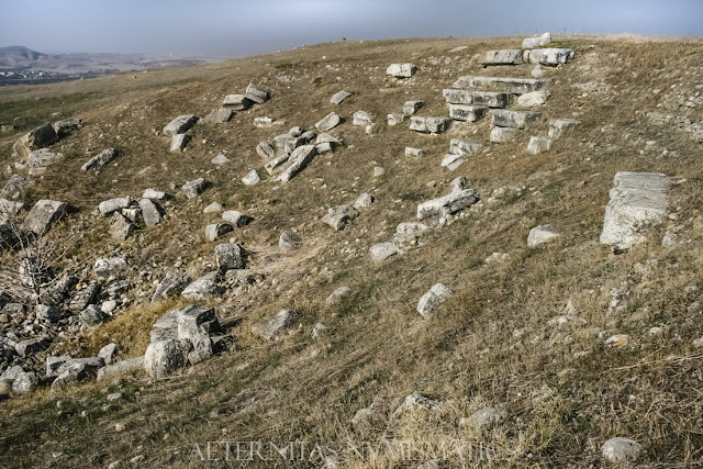 Ruinas del Bouleterion de Laodicea.