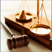 Criminal defense lawyer