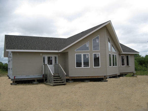 Prefab homes and modular homes in Canada: Star Package Sales