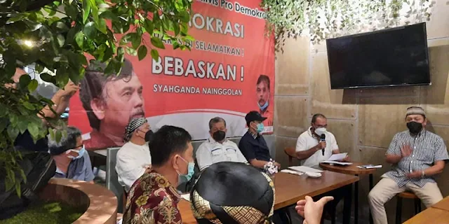 Minta Syahganda Dkk Dilepaskan, Rocky Gerung: Penghalau Demokrasi Yang Harus Disingkirkan!