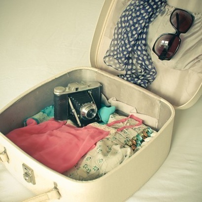 beauty_cute_fetish_luggage_packing_blog-bb4a7f13b9350ad8166d92c001763f9e_h_large