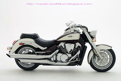 2010 Suzuki Boulevard C109RT