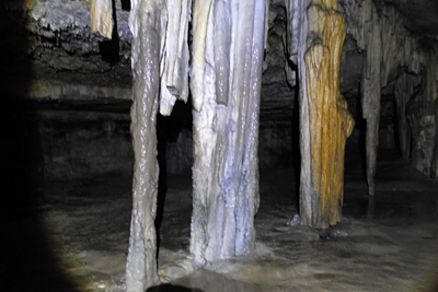 Interior de la cueva de Larramendikoarro - 2017