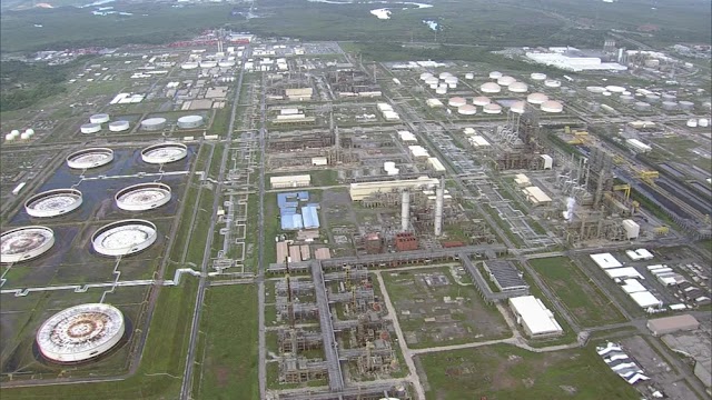 Presidente Lula confirma retomada das obras da Refinaria Abreu e Lima 