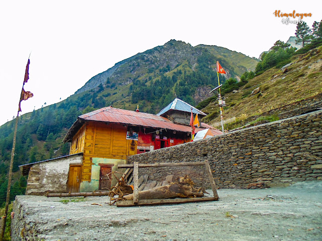 kartik swami temple / kelang wazir