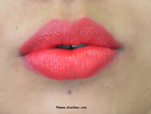 L'Oreal Paris Pure Reds Color Riche Star Collection Pure Vermeil Lipstick Lip Swatch