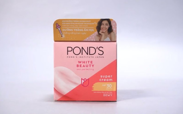 Kem Pond's White có thiết kế đơn giản
