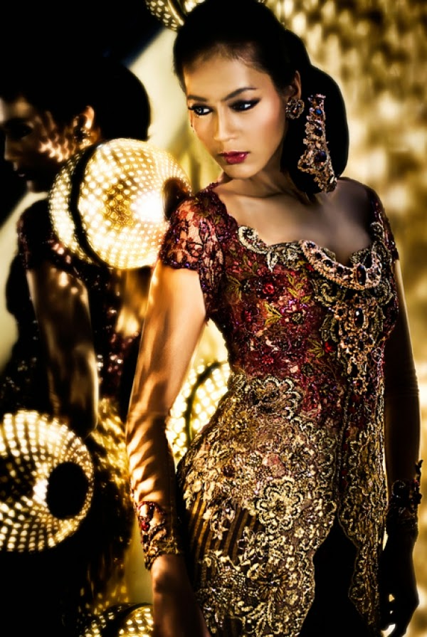 Photos Inspirasi Model Kebaya Anne Avantie  Cakrawala Wanita
