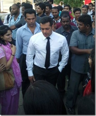 bodyguard salman khan. remake is with Salman Khan