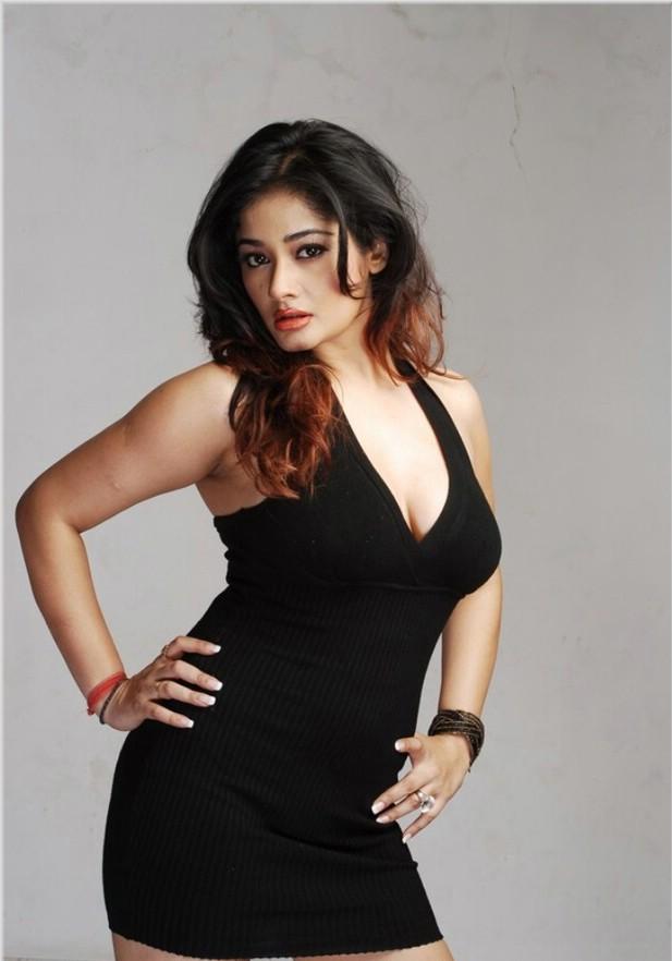 Kiran-Rathod-Latest-Hot-15.jpg