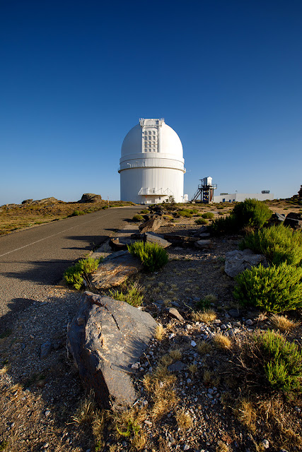 Cúpula del Observatorio Astronómico en una tarde soleada