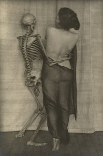 creepy scary weird wtf vintage photo image skeleton necrophilia