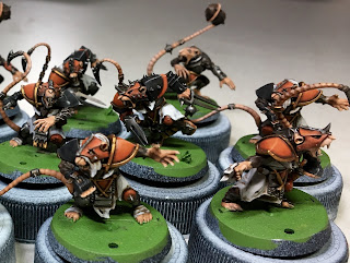 Blood Bowl Speed Painting Drybrush SquadPainter Edge Highlight Skavenblight