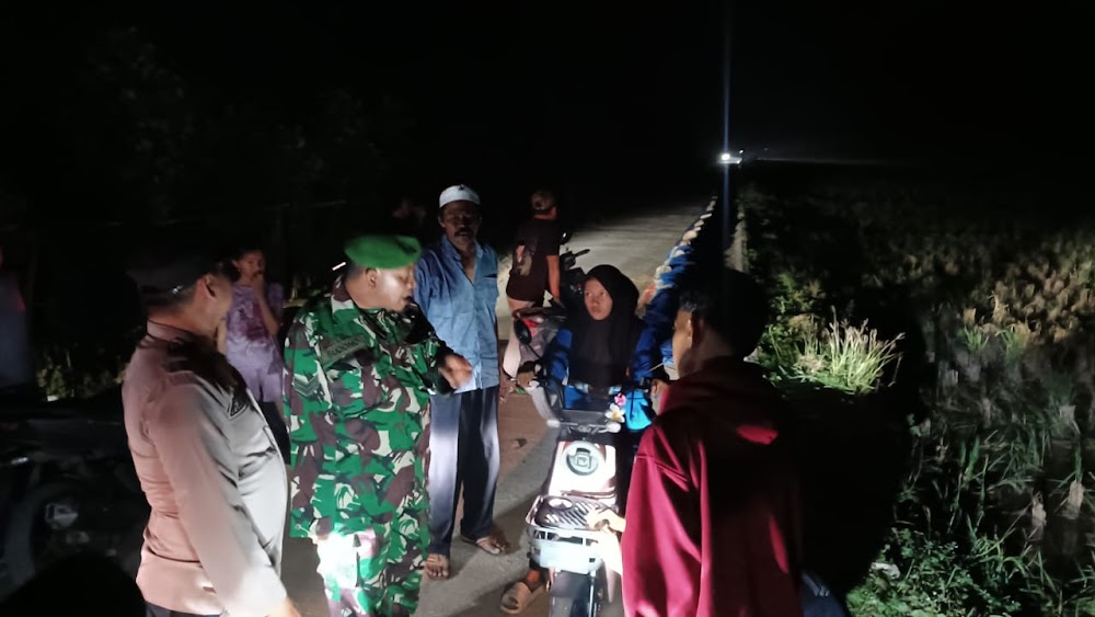 Polsek Krangkeng Gelar Patroli Jam Malam Pelajar, Tindak Lanjuti Edaran Gubernur Jabar