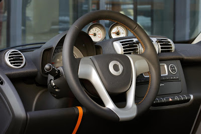 Smart ForTwo NightOrange Coupé (2011) Interior