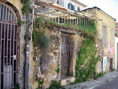 A darelict house on the Plaka