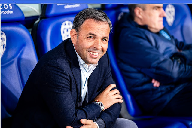 Javi Calleja destituido entrenador Levante UD