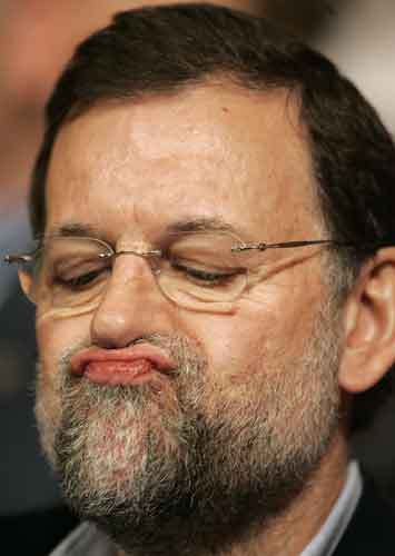 Rajoy se va con los príncipes de España a ver la Eurocopa en medio de gran crisis financiera