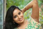 Ishika singh latest glam pics-thumbnail-3