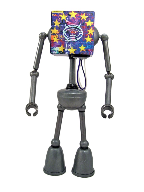 mikeslobot_slobotron6000_zooropa_01