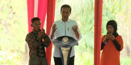 Bertemu Petani Karet di Sumsel, Jokowi Didoakan Terpilih Lagi