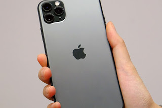 iPhone 11 Pro Max hp dengan kamera terbaik