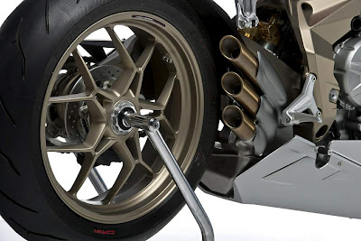 2011 MV Agusta F3 675 Wheel and Break