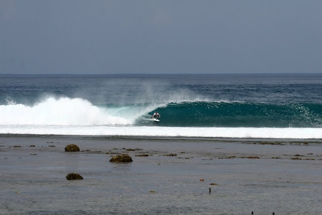 Surfing in Bangko bangko worldstories-edi.blogspot.com