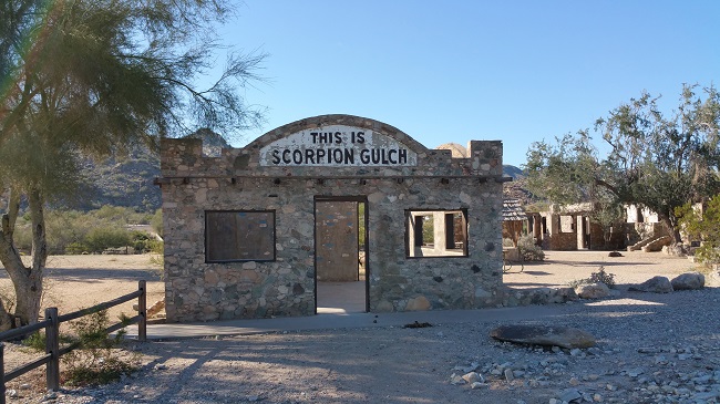 urban exploration of Scorpion Gulch in Phoenix, Arizona