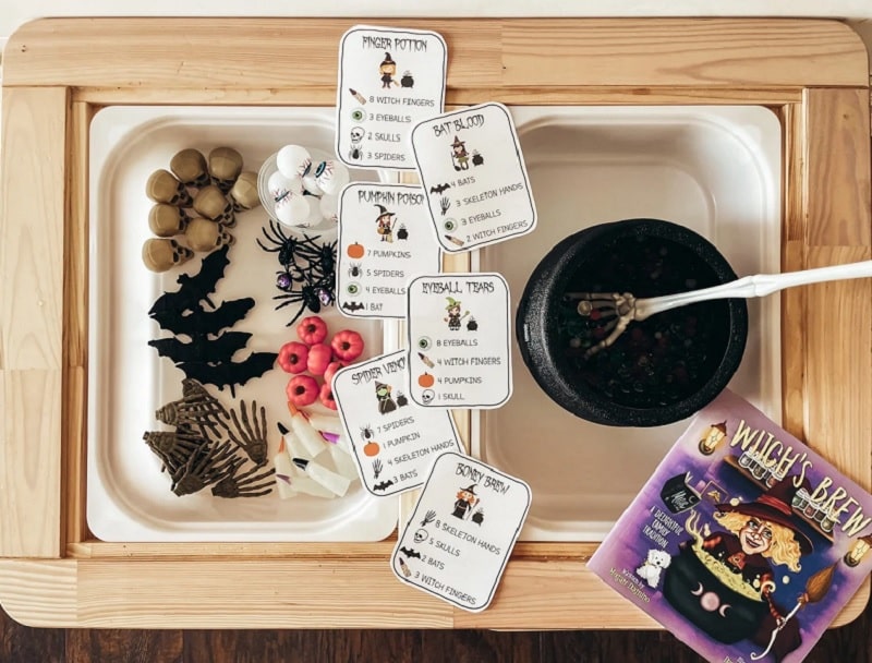 witches brew potion pretend play with printable potion cards.