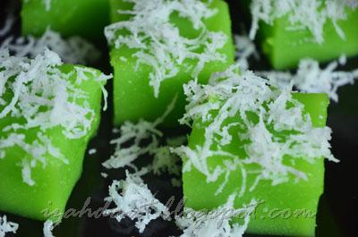 Izah Muffin Lover: Kuih Kaswi Pandan