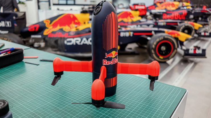 Самый быстрый дрон принадлежит компании Red Bull