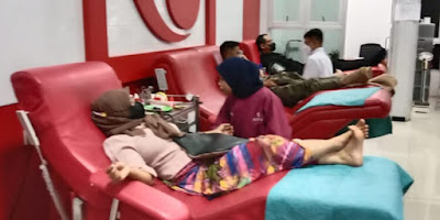 Kegiatan Donor Darah Memperingati HUT Pasar Modal ke-45