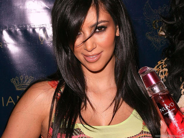 Kim Kardashian HD Wallpaper 2012