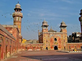 Masjid Wazir Khan Pakistan