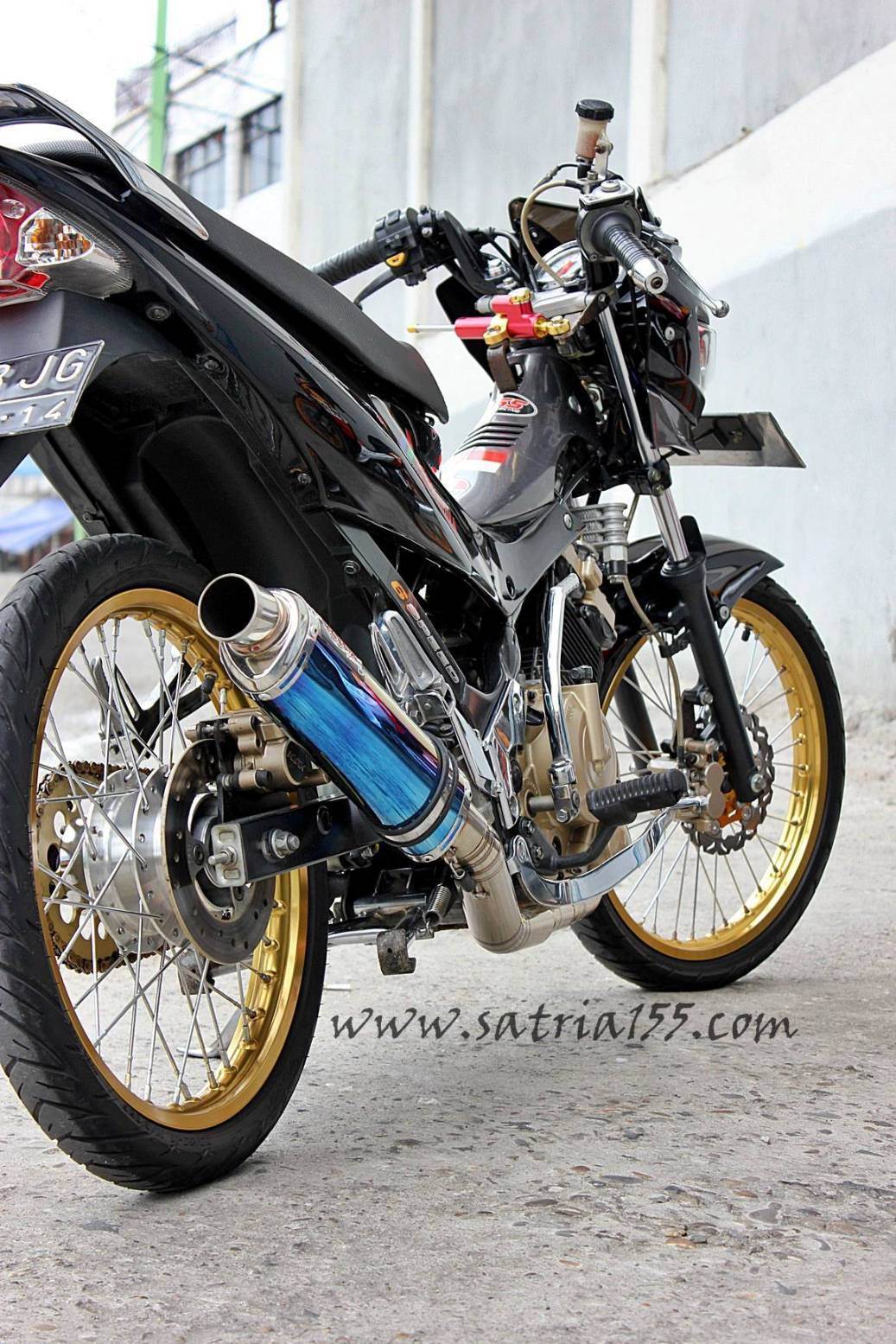 Aksesoris Modifikasi Satria Fu Nui Terkeren Motor Cross