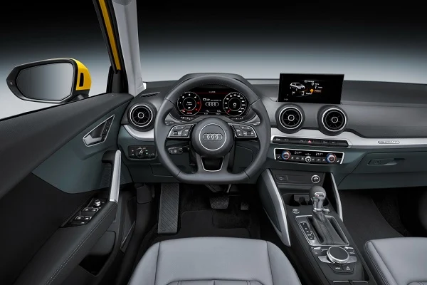 Interior Audi Q2 30 TFSi