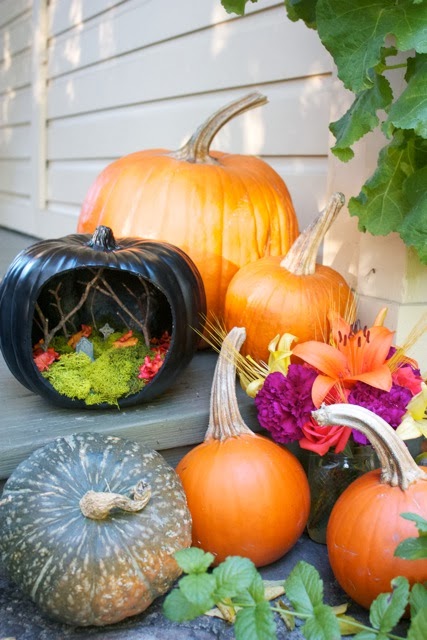 http://mycraftyspot.com/pumpkin-diorama-tutorial/#more-697