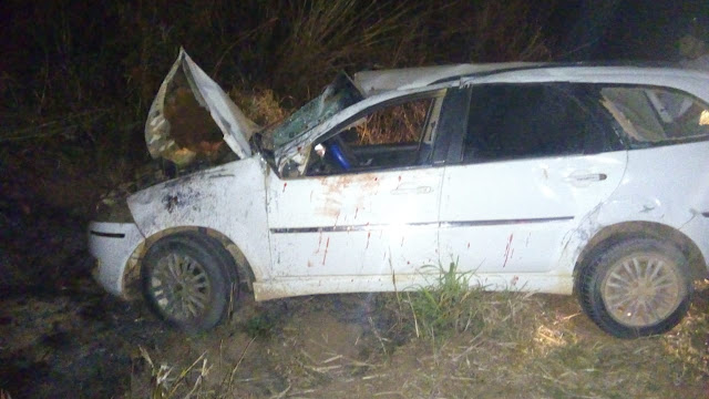 Motorista perde controle do veículo e capota na BA-464 em Baianópolis